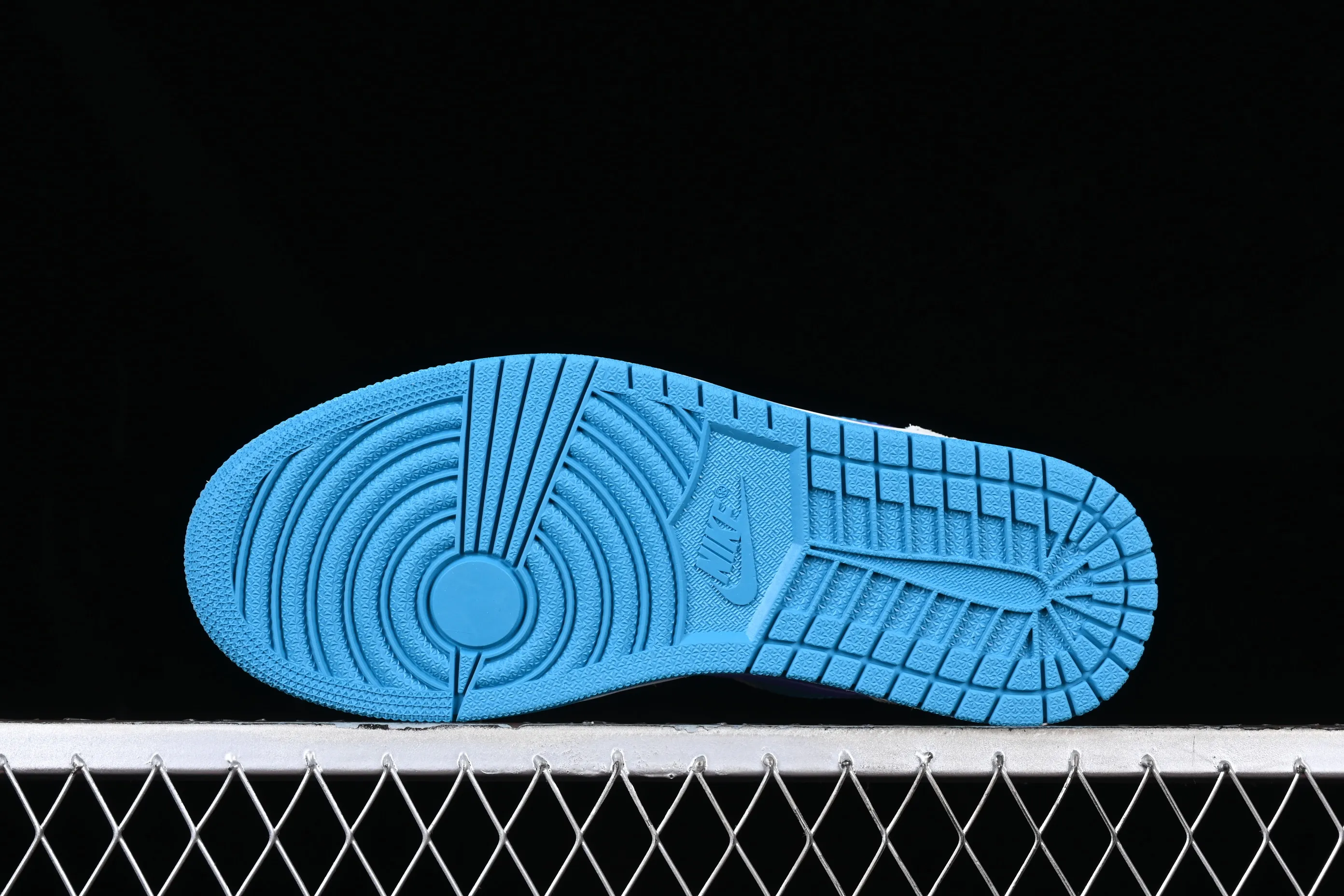 All categories Air Jordan Jordan series basketball shoes Air Jordan 1 Low Z version Air Jordan 1 Low AJ1 Joe 1 low-top cultural and casual sneakers DX4334-300